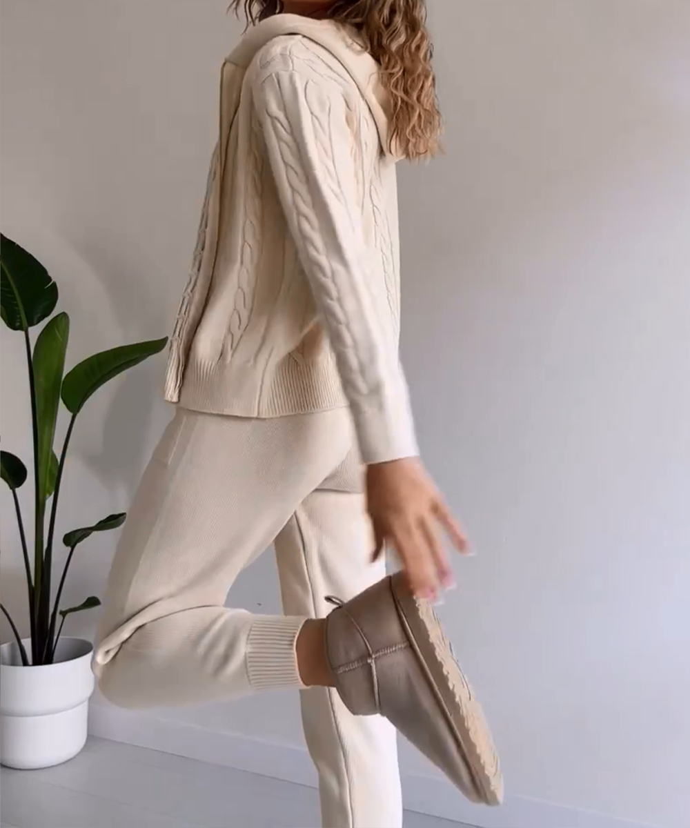 Casual two-piece jacquard sweater and cardigan