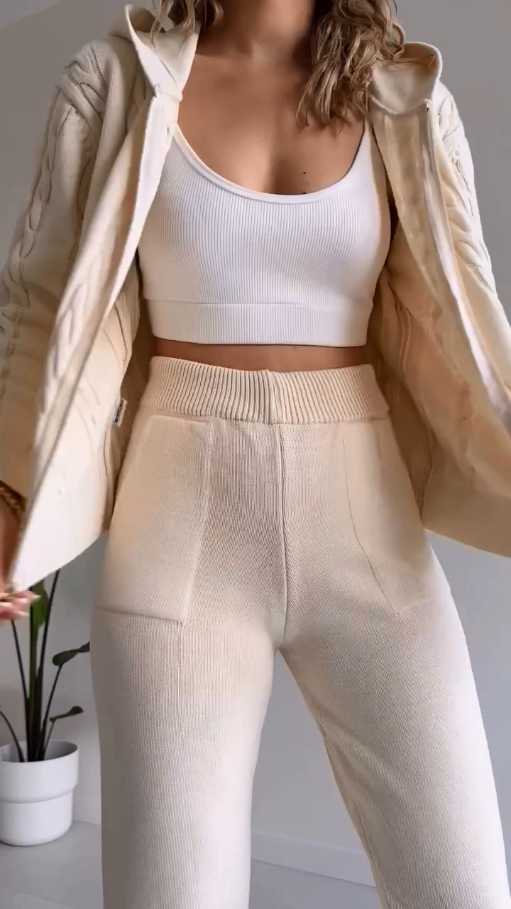 Casual two-piece jacquard sweater and cardigan