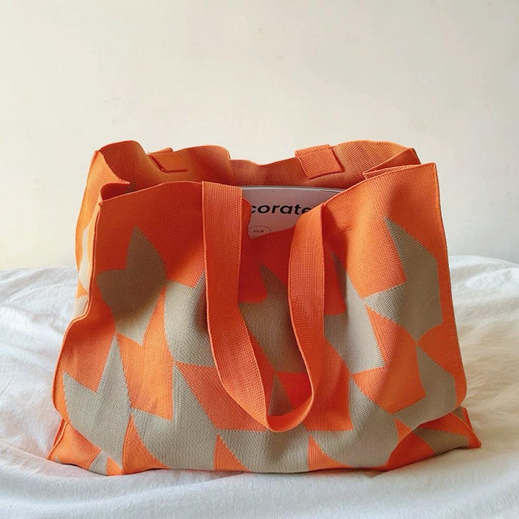 Stylish and Relaxed Bag - Versatile Tote - Durable Fabric - Perfect for Everyday Use