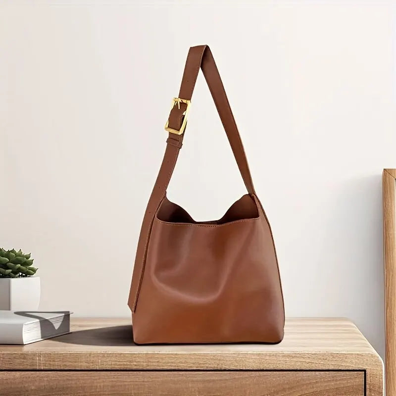 Callista elegant shoulder bag