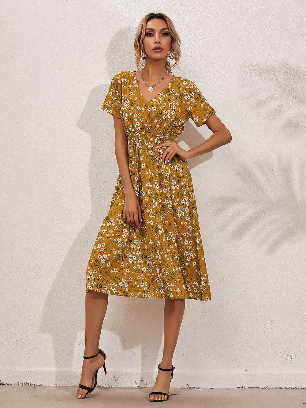Women's Midi Dress - V-Neck - Short Sleeve - Elastic Waist - Floral Print - Flowy Fit