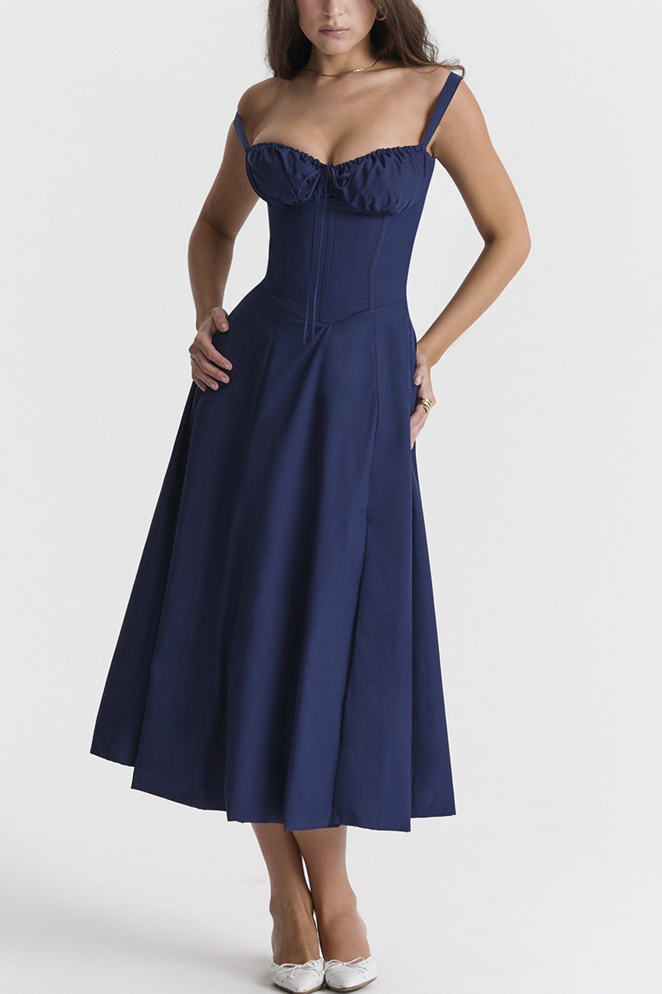 Women's Midi Dress - Corset Bodice - Sweetheart Neckline - Slit Skirt Elegant Fit