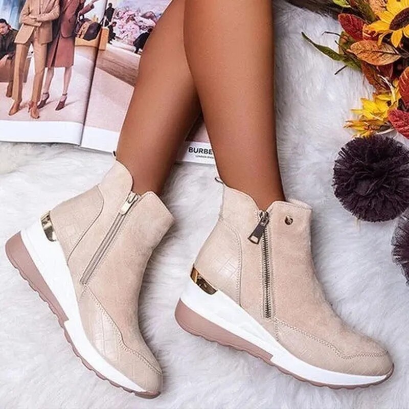 Orthopaedic Suede Boots