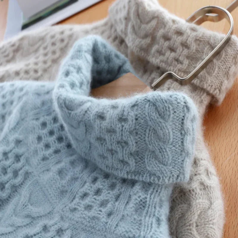 BOUCLÉ COUTURE Turtleneck Sweater