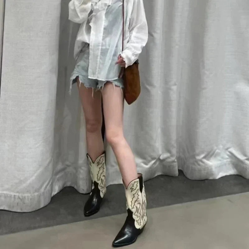 Women's Vintage Western-Style Embroidered Slip-On Cowboy Boots