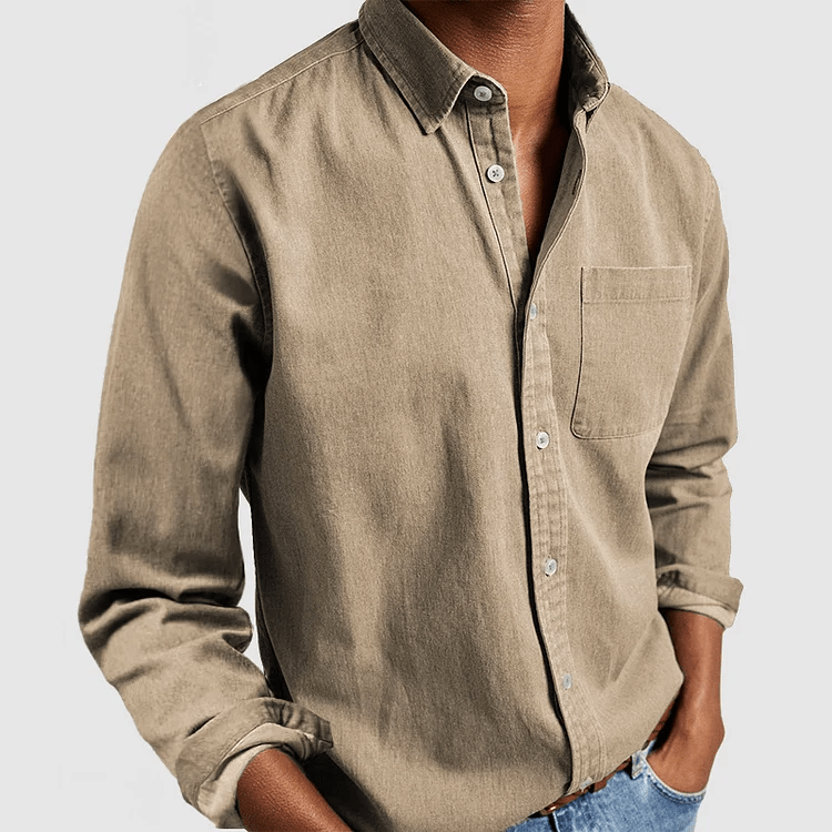 Classic, casual button-down shirt for men | Perfect for all seasons