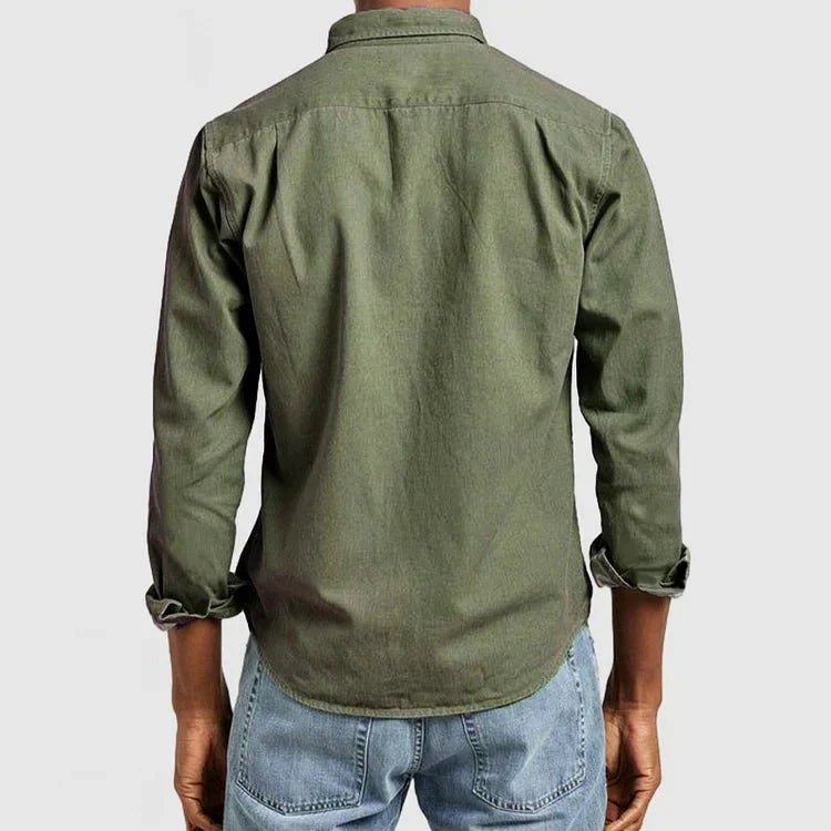 Classic, casual button-down shirt for men | Perfect for all seasons