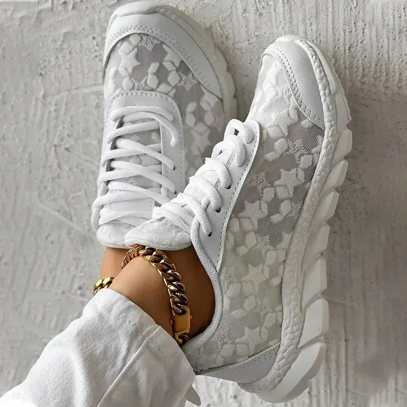 Comfortable orthopedic mesh sneakers