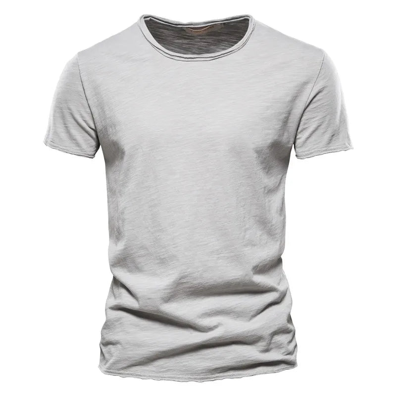 Basic T-shirt for the summer - Henrick
