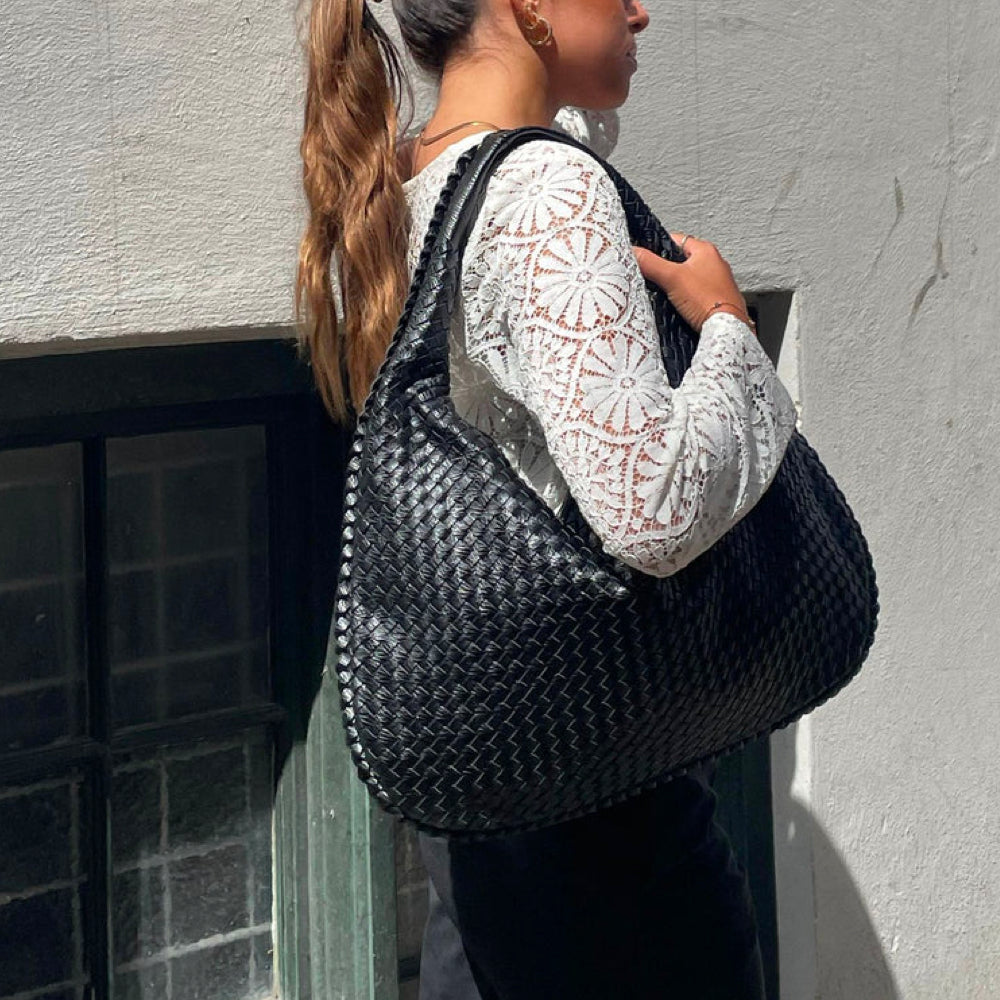 Tote Bag - Stylish - High Quality, Spacious, Elegant Design - Ideal for Work and Leisure