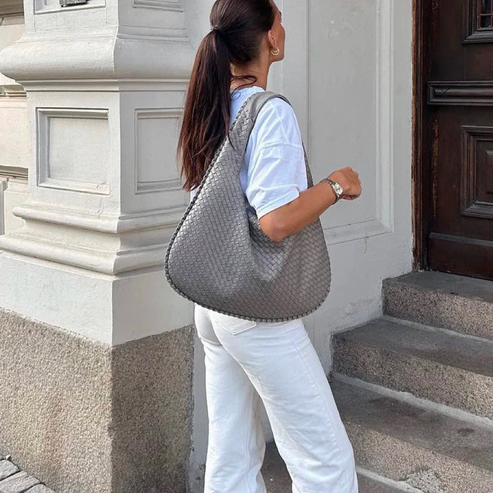 Tote Bag - Stylish - High Quality, Spacious, Elegant Design - Ideal for Work and Leisure