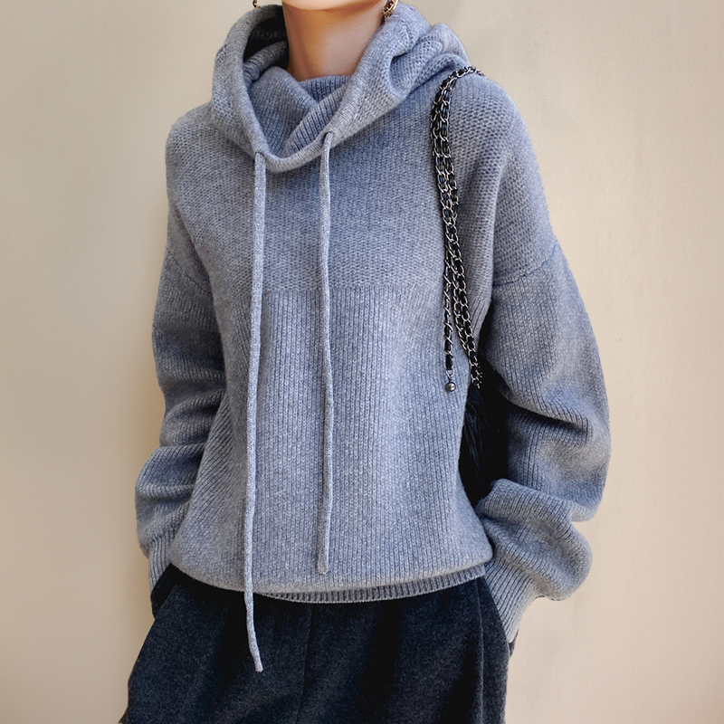 Zoe | Women's wool turtleneck sweater