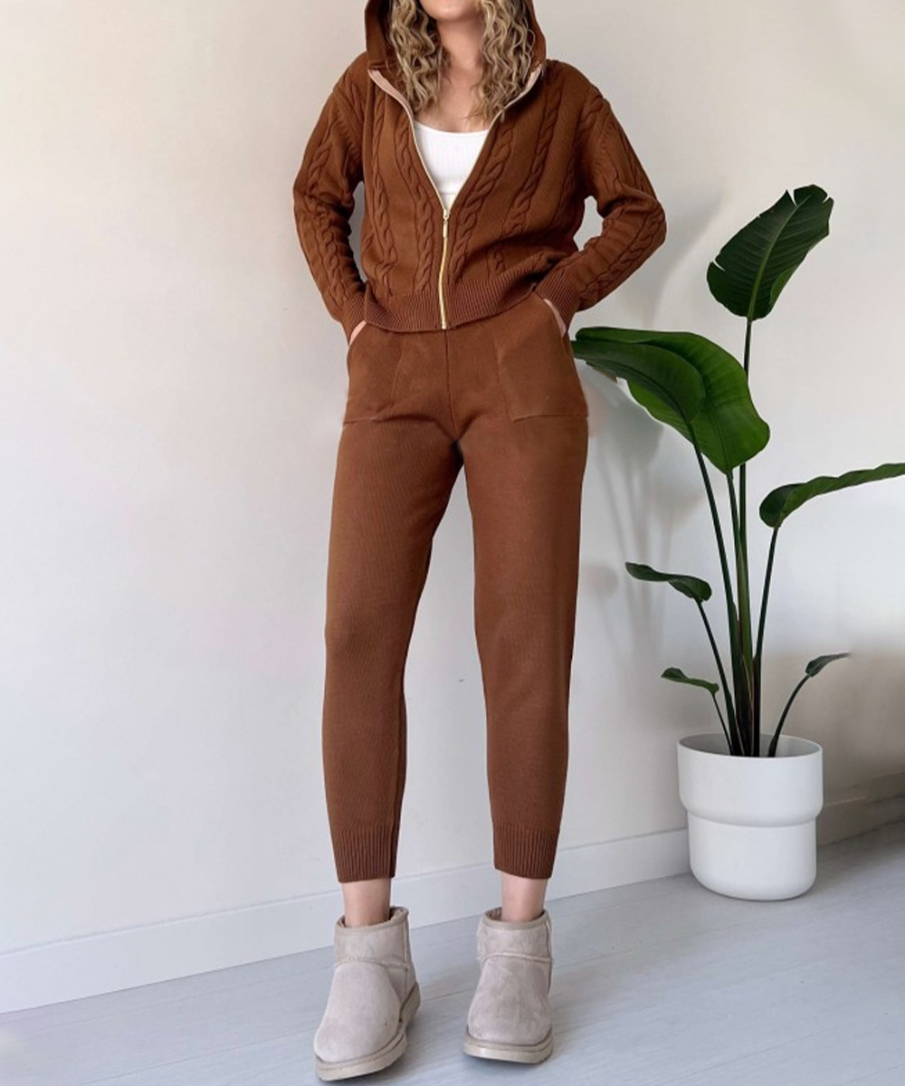Casual two-piece jacquard sweater and cardigan