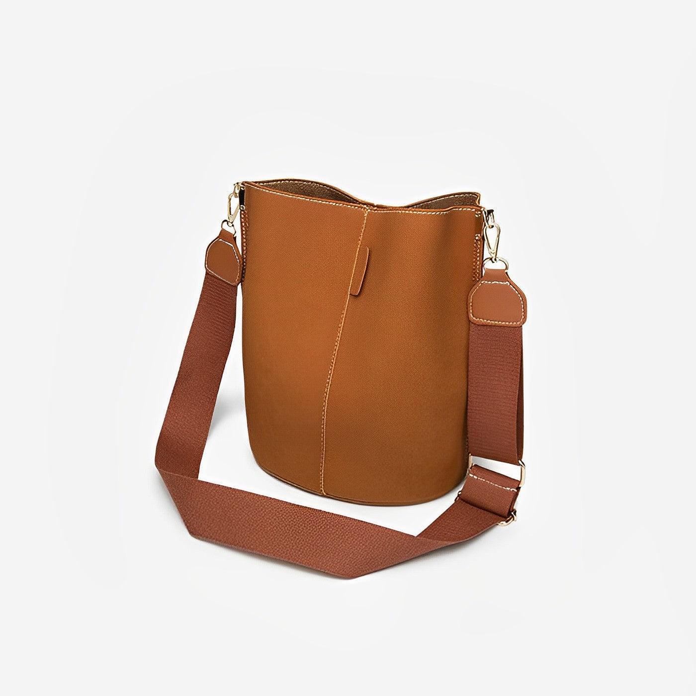 Trendy Tote Bag - Durable Material - Stylish and Functional Everyday Accessory