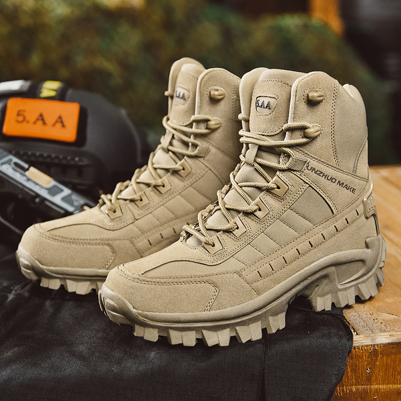 Waterproof, puncture-resistant military boots for outdoor use
