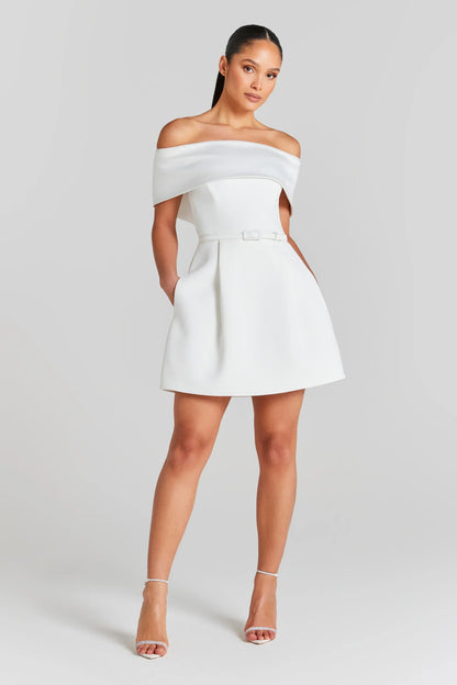 Adeline - Elegant Off-Shoulder Mini Dress