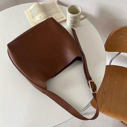 Callista elegant shoulder bag