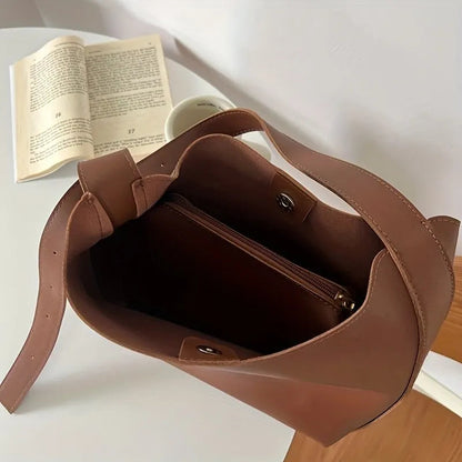 Callista elegant shoulder bag