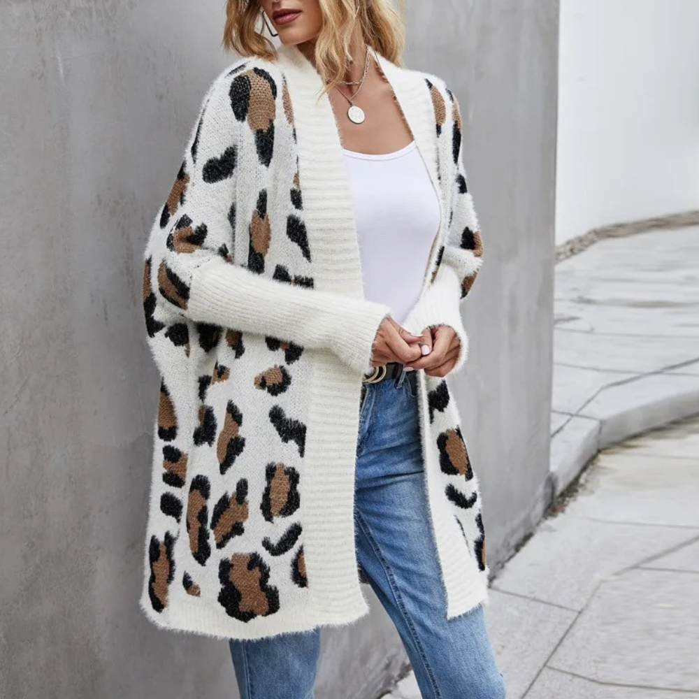 Orinthia - Fashionable women's cardigan with leopard print