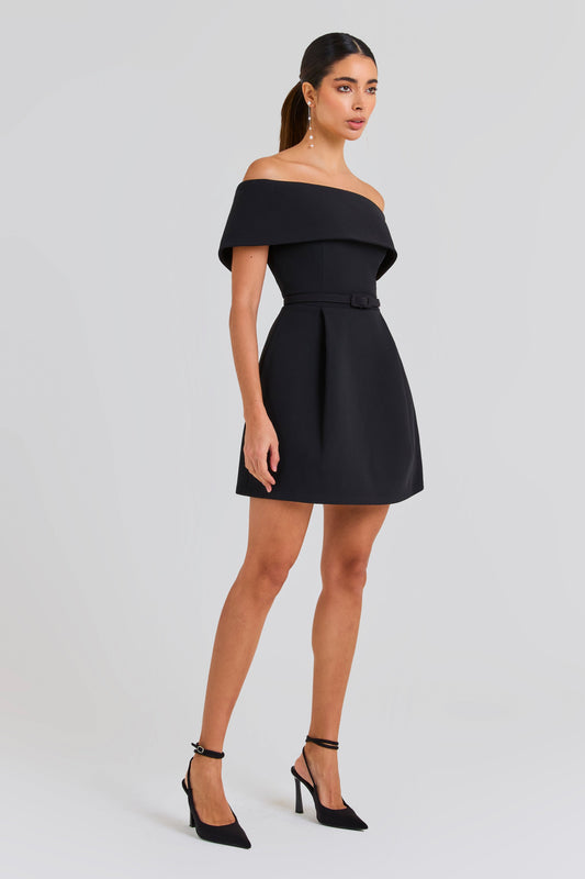 Adeline - Elegant Off-Shoulder Mini Dress