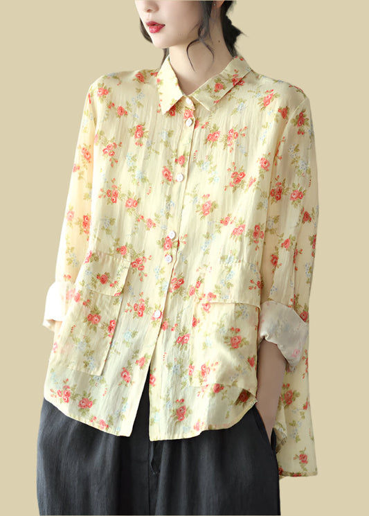 Women's - Lightweight Casual Shirt - Soft Fabric - Ideal for Everyday Wear - Perfect for a Playful Look