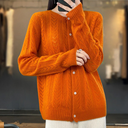 Freesia - Comfortable warm sweater for women