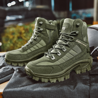 Waterproof, puncture-resistant military boots for outdoor use