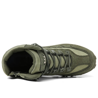 Waterproof, puncture-resistant military boots for outdoor use